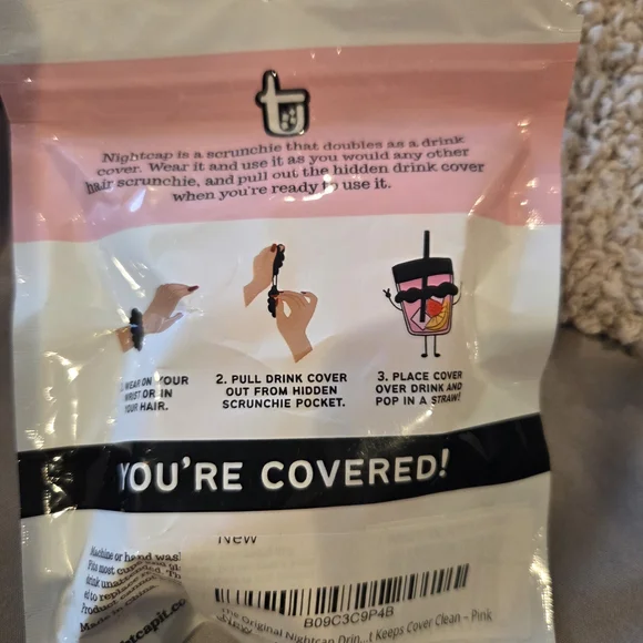 Nightcap Scrunchie with Drink Cover - Pink - Picture 3 of 5